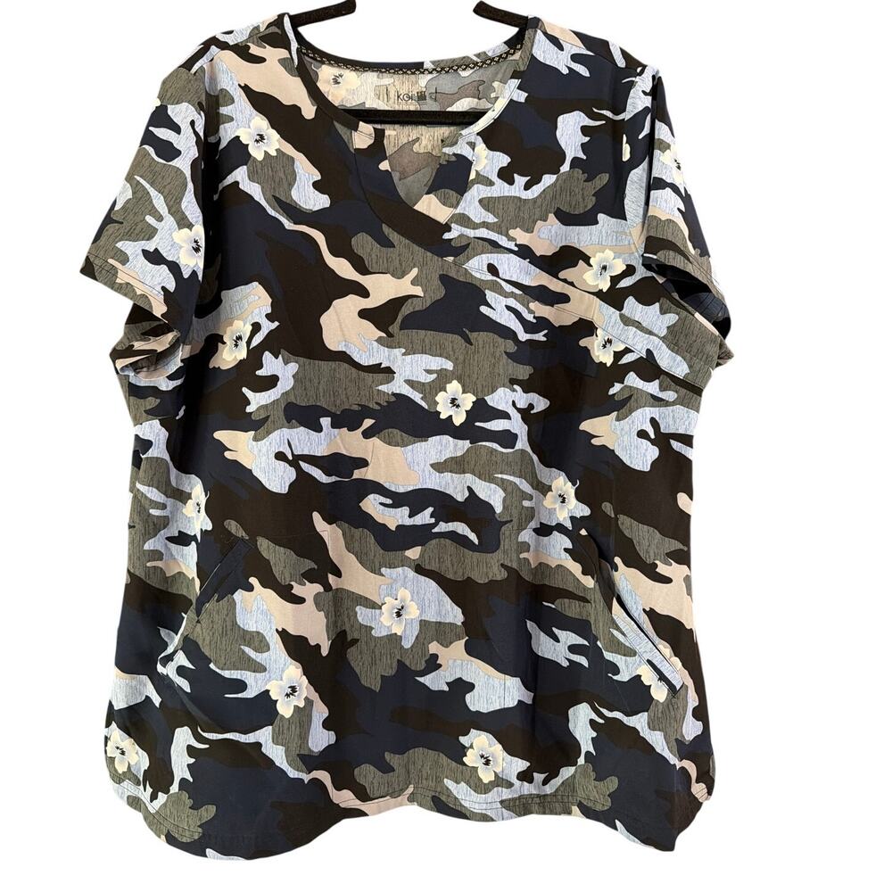 Koi Women's Plus Size Blue Green Camo Flower Scrub Top Size 2X